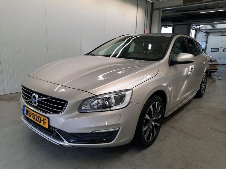 volvo v60 2017 yv1fw29l0j2384812