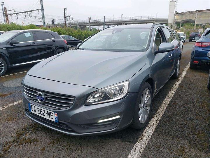 volvo v60 break 2016 yv1fw78c0g1320577