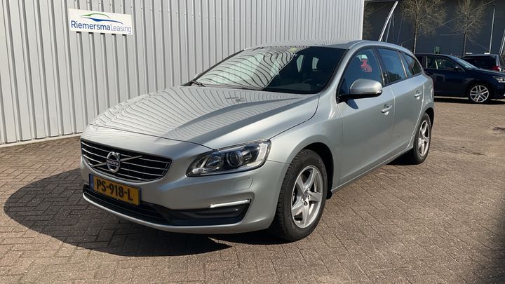 volvo v60 2017 yv1fw7981j2380714