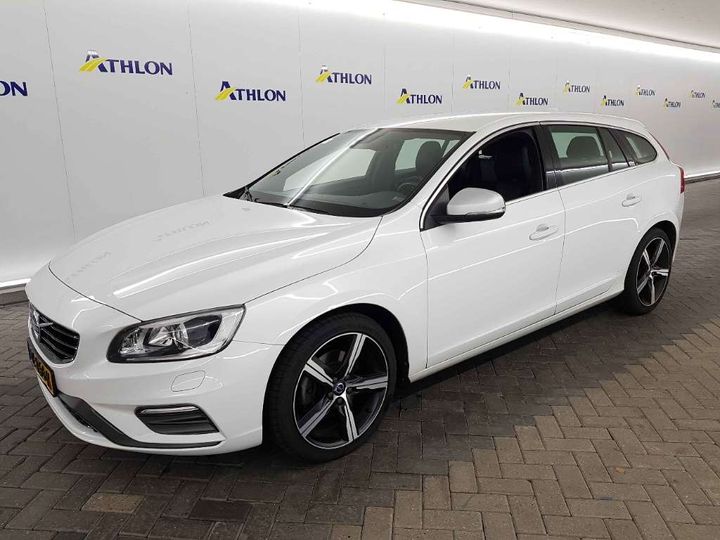 volvo v60 2018 yv1fwa8cdj2402122