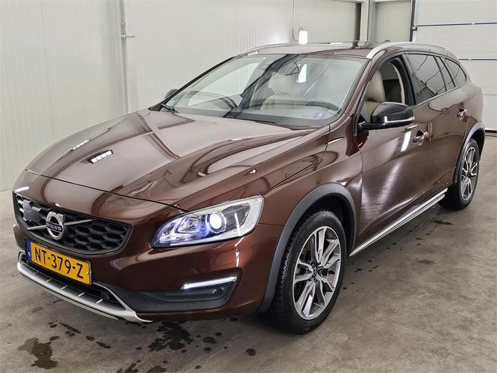 volvo v60 2017 yv1fz40ldh1041538