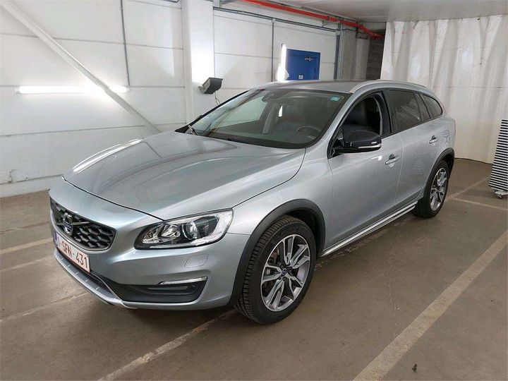 volvo v60 cross country 2017 yv1fza8c1h1040072