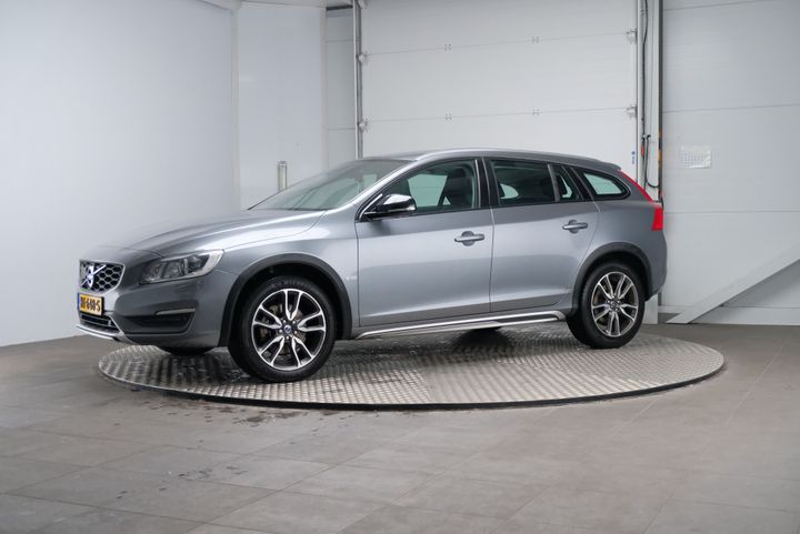 volvo v60 cross country 2015 yv1fzar81g1013887