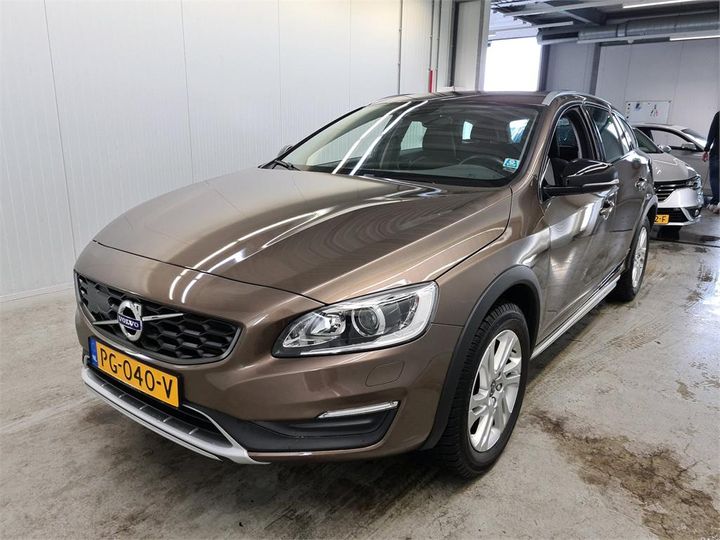 volvo v60 2017 yv1fzarc1j2043364