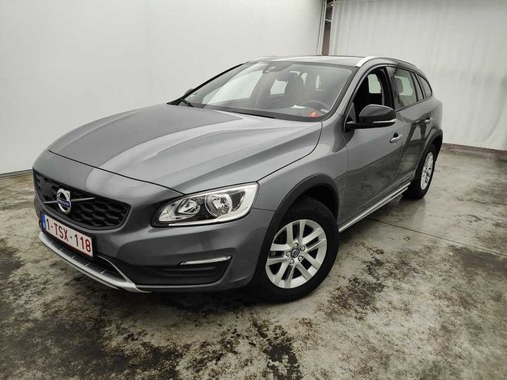 volvo v60 cross country 2018 yv1fzarcdj2051334