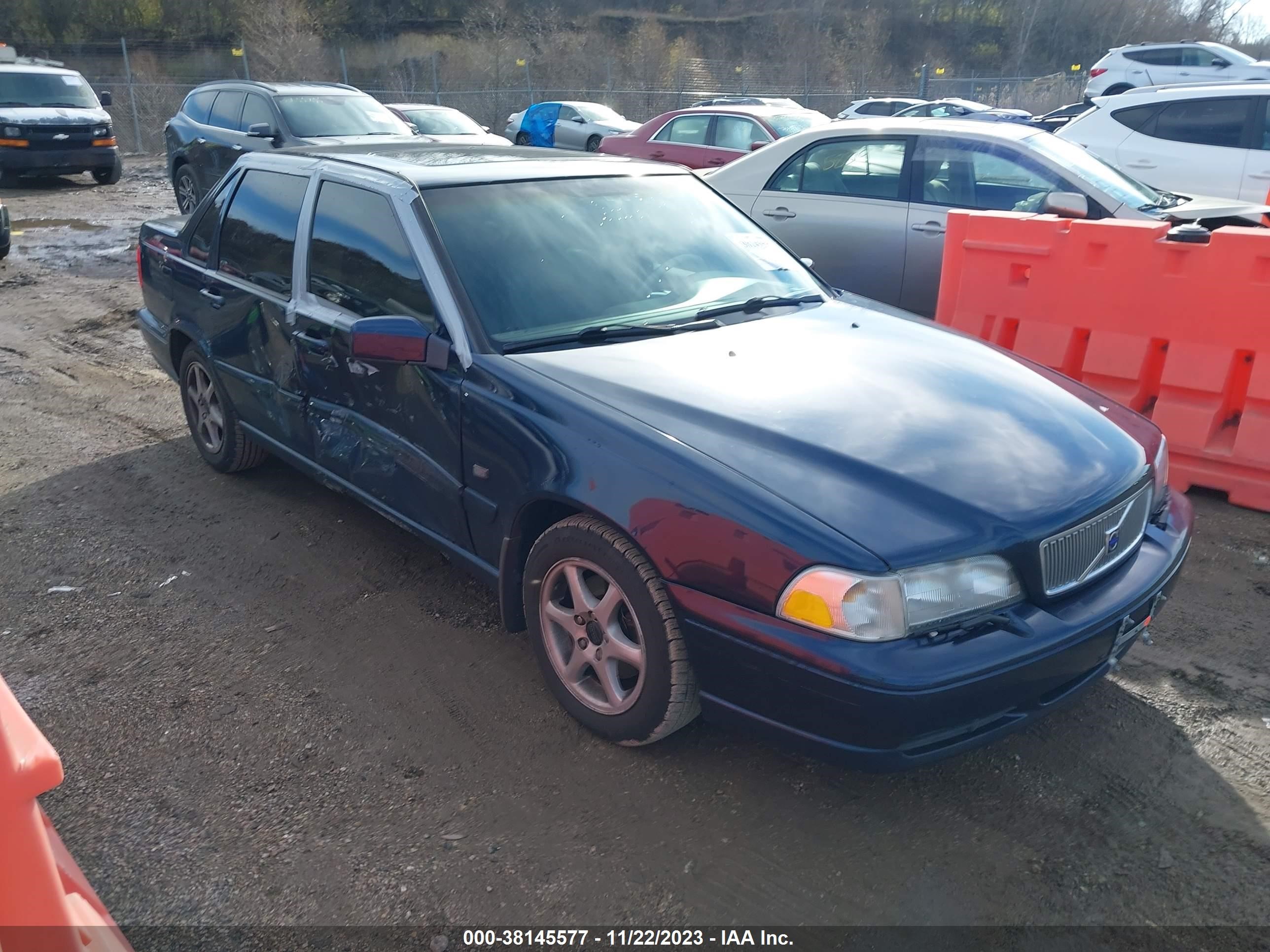 volvo s70 2000 yv1ls61j1y2665677