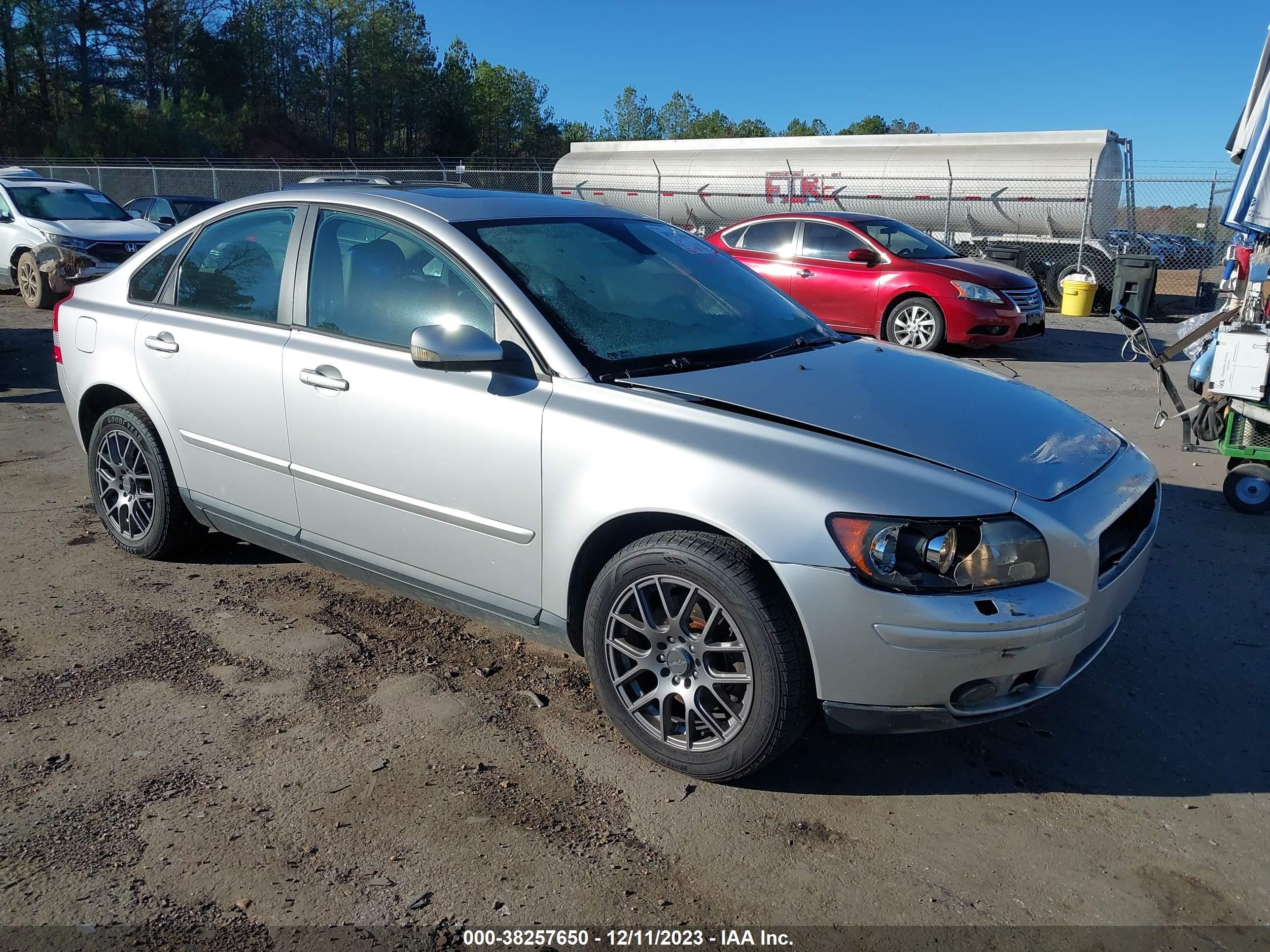 volvo s40 2005 yv1mh682652095012