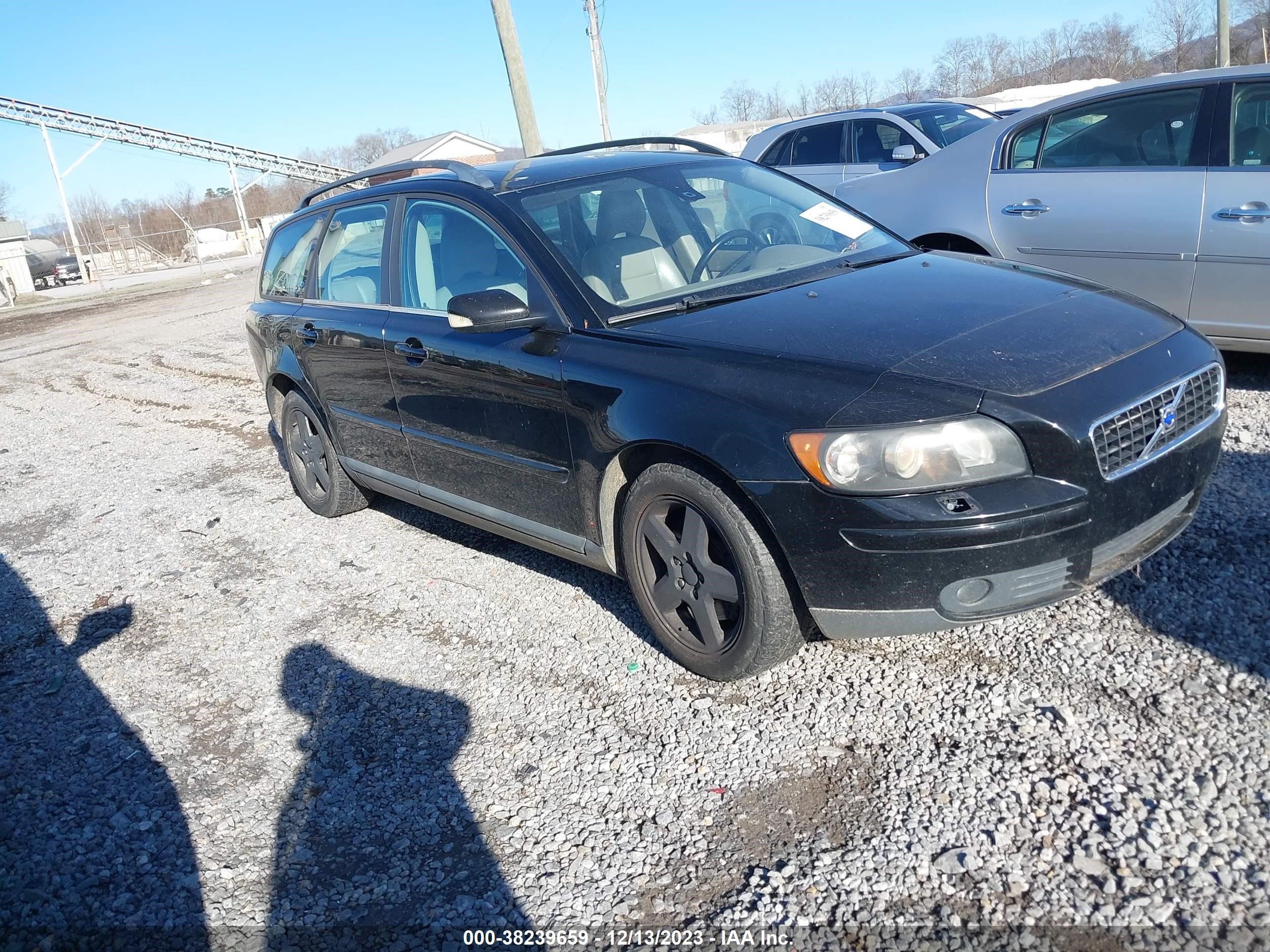 volvo v50 2005 yv1mj682852056393