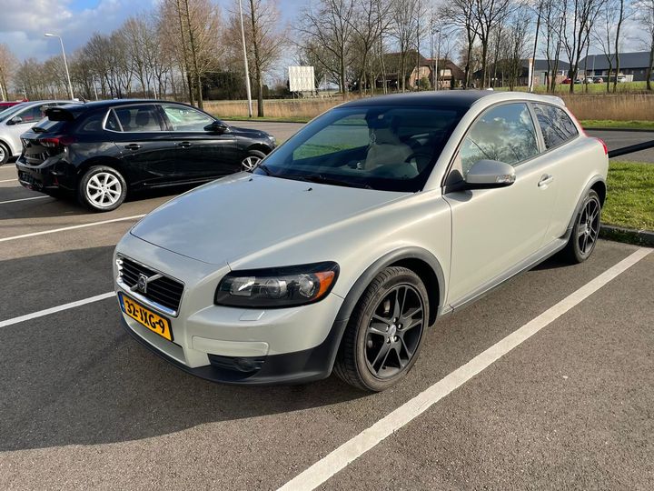 volvo c30 2009 yv1mk2142a2176774