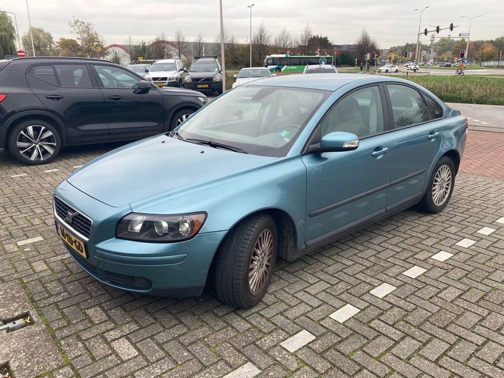 volvo s40 2006 yv1ms214272266555