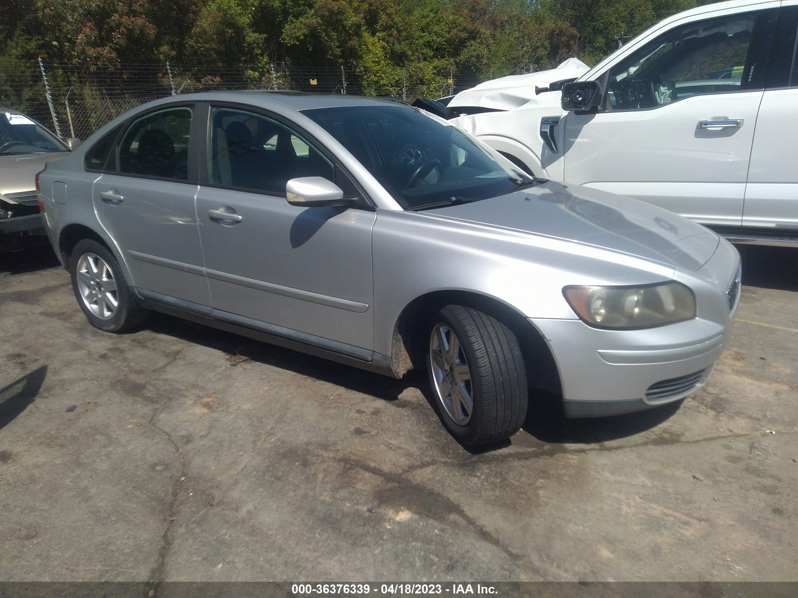 volvo s40 2006 yv1ms382362204043