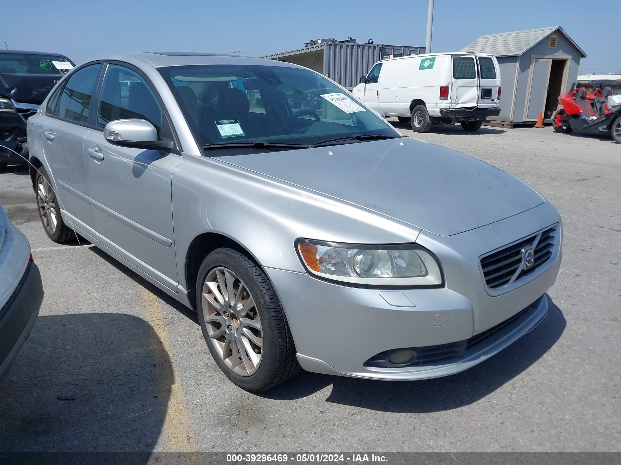 volvo s40 2009 yv1ms382492453892