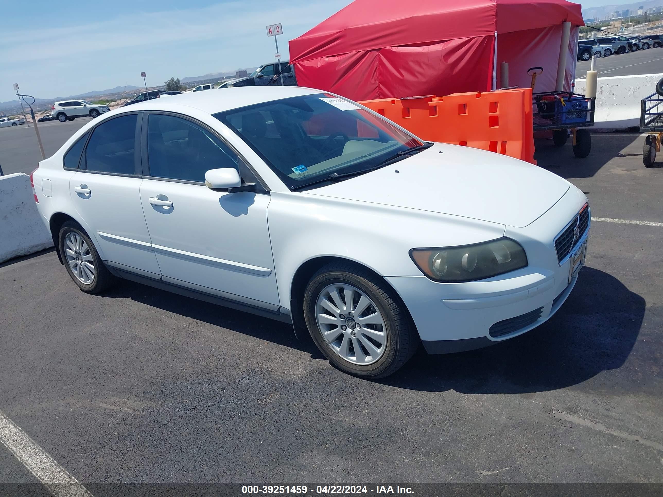 volvo s40 2005 yv1ms382552104010