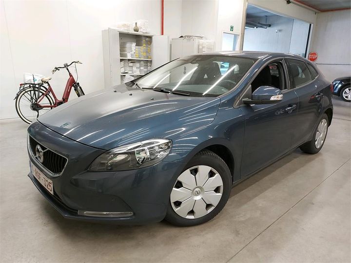 volvo v40 2016 yv1mv2181h2412472