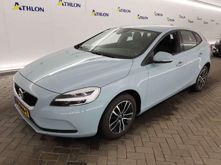 volvo v40 2017 yv1mv2181j2454147