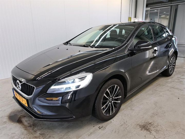 volvo v40 2017 yv1mv2181j2456350