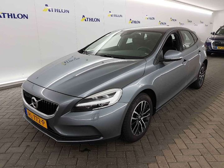 volvo v40 2018 yv1mv2181j2486333