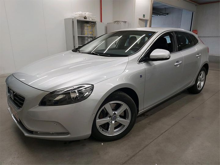 volvo v40 2016 yv1mv2880g2344784