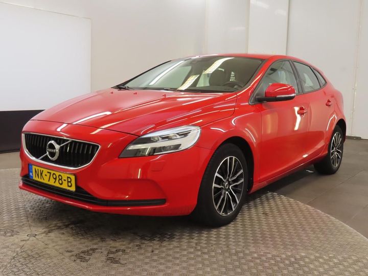 volvo v40 2017 yv1mv2880h2422594