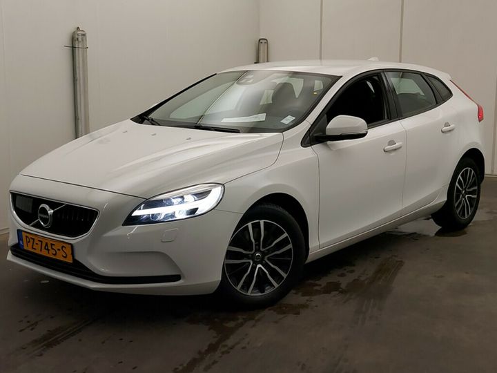 volvo v40 2017 yv1mv2880j2472441