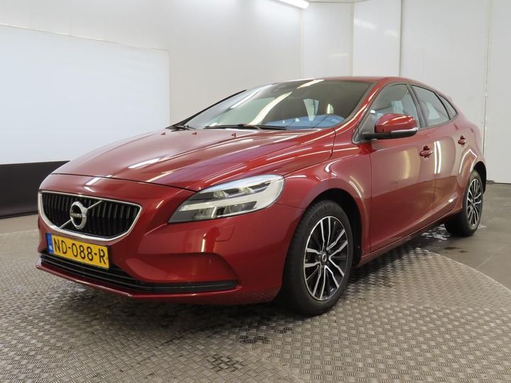 volvo v40 2017 yv1mv29l0h2416893