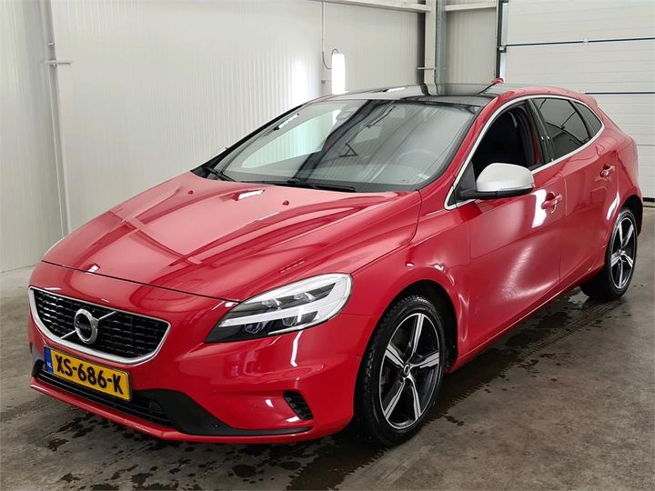 volvo v40 2019 yv1mv32v0k2585037