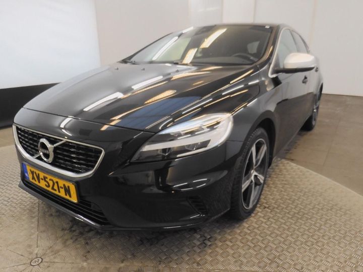 volvo v40 2019 yv1mv32v0k2586177