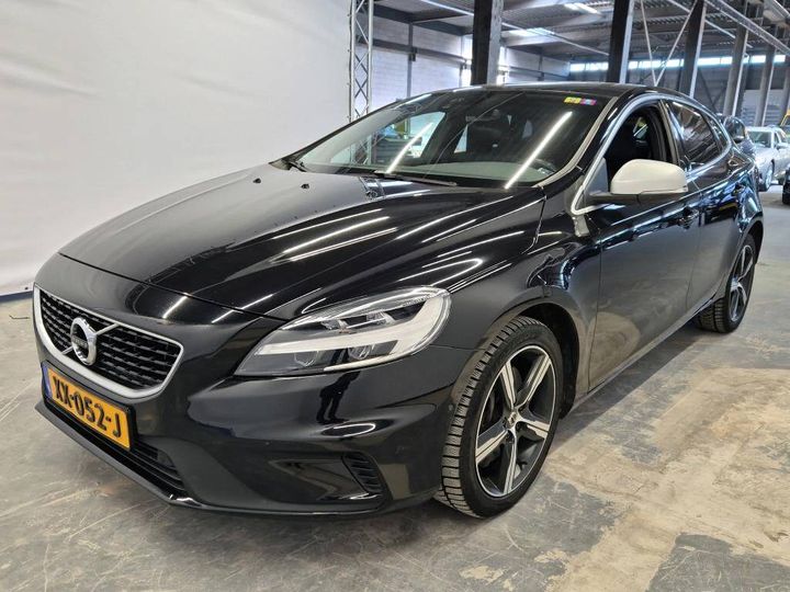 volvo v40 2019 yv1mv32v0k2590264