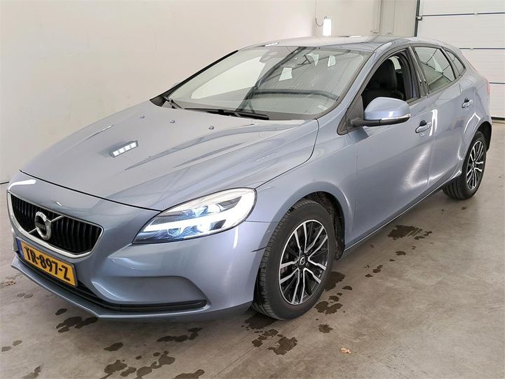 volvo v40 2018 yv1mv33v0k2565713