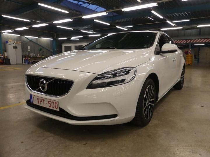 volvo v40 2019 yv1mv33v0k2580324