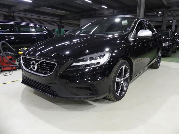 volvo v40 2019 yv1mv36v1k2578329