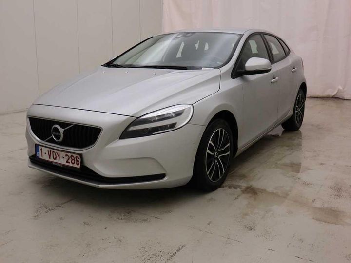 volvo v40 2019 yv1mv36v1k2580669