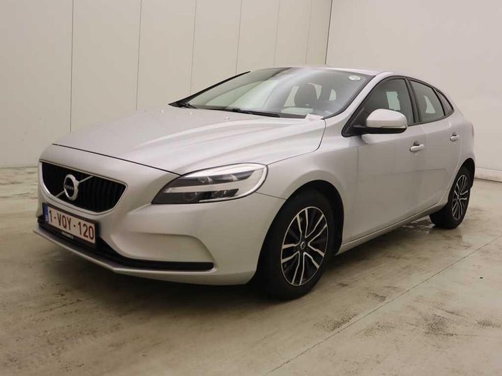 volvo v40 2019 yv1mv36v1k2580744