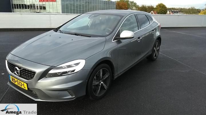 volvo v40 2017 yv1mv41l0j2475158