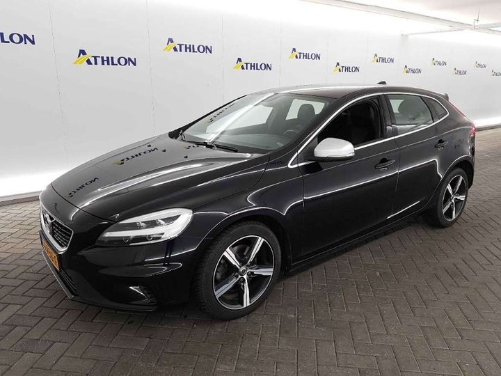 volvo v40 2018 yv1mv41l1j2487588