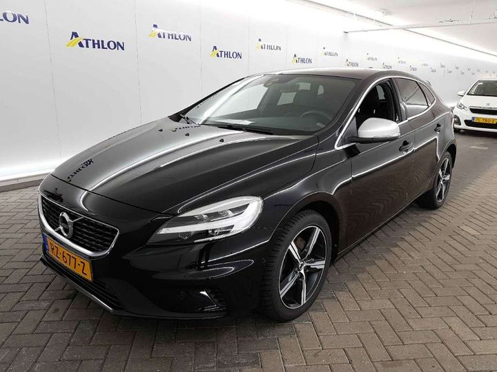 volvo v40 2018 yv1mv41l1j2505599