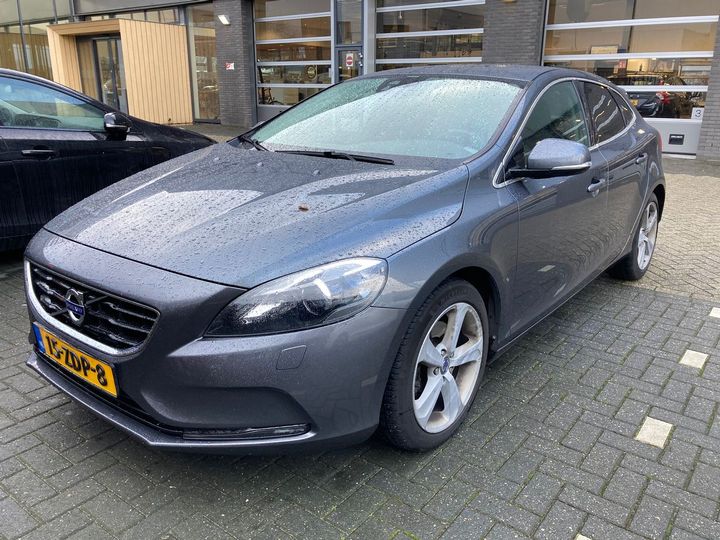 volvo v40 2012 yv1mv4851d2013716