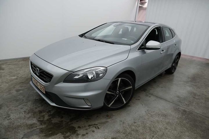 volvo v40 &#3912 2013 yv1mv5551e2086116