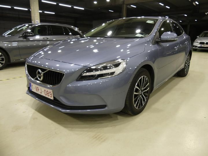 volvo v40 2019 yv1mv70v0k2580145