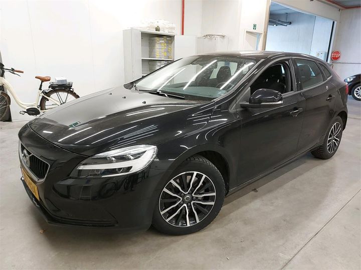 volvo v40 2019 yv1mv70v0k2582304