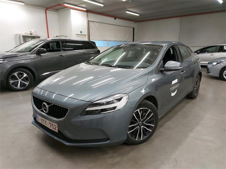 volvo v 40 2019 yv1mv70v0k2583862