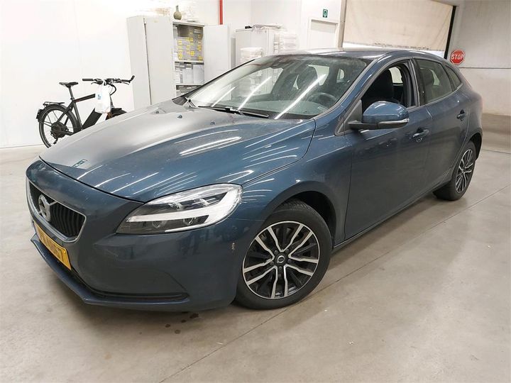 volvo v40 2019 yv1mv70v0k2585907