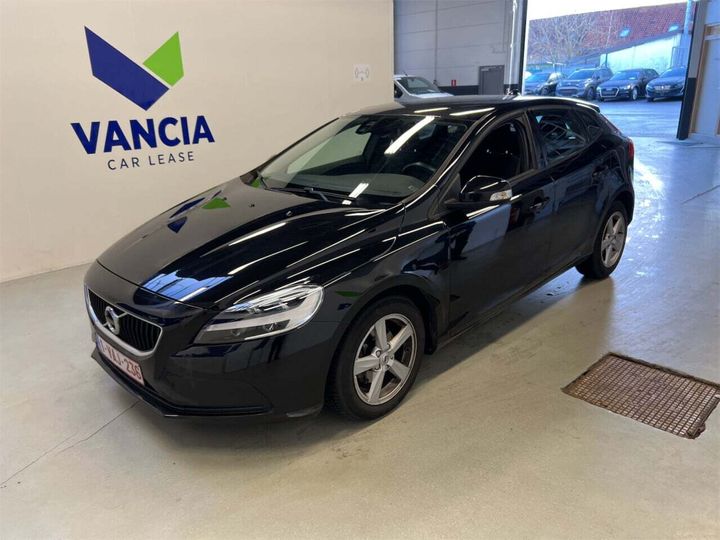 volvo v40 2018 yv1mv70v1k2557570