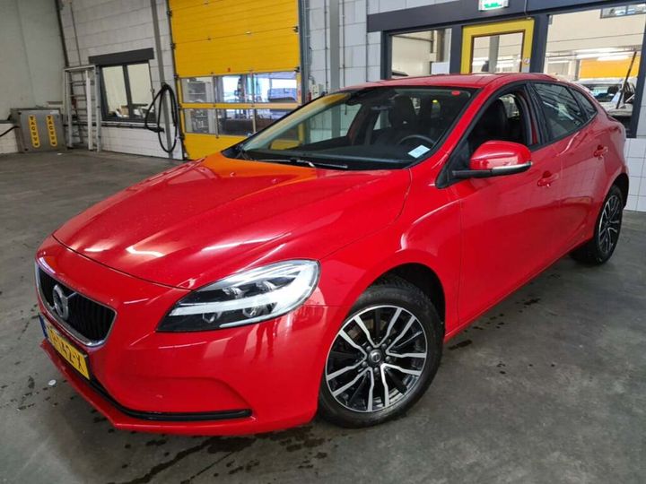 volvo v40 2018 yv1mv70v1k2563942