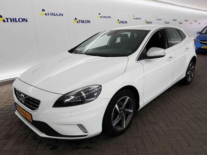 volvo v40 2015 yv1mv7431g2291394