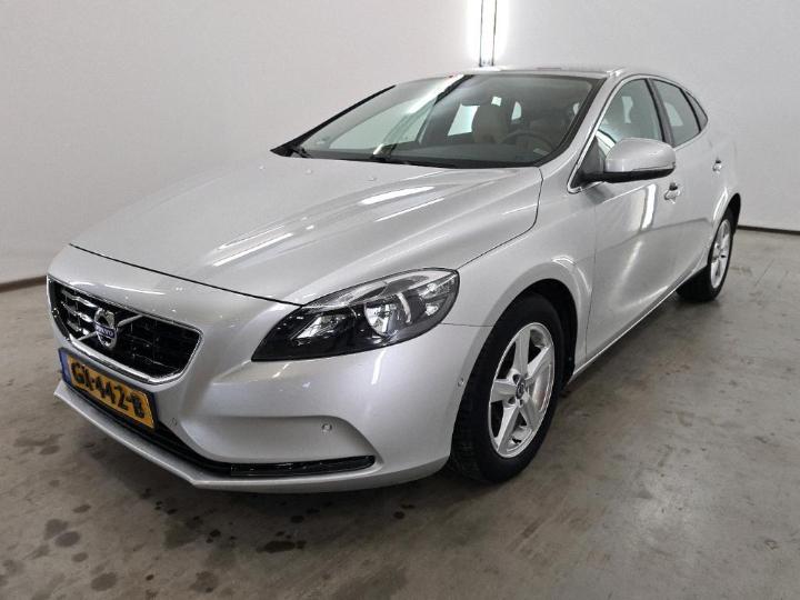 volvo v40 2015 yv1mv7431g2291847