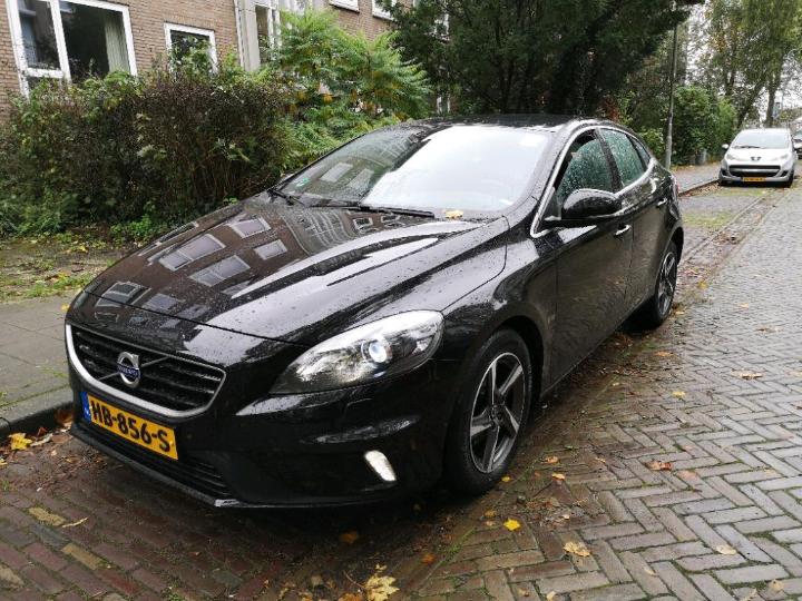 volvo v40 2015 yv1mv7431g2292565