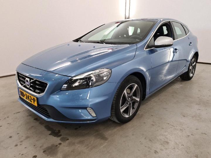 volvo v40 2015 yv1mv7431g2296302