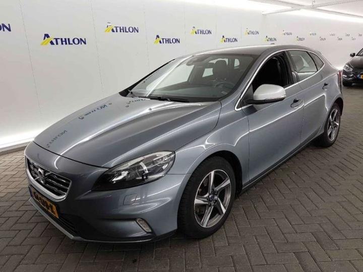 volvo v40 2015 yv1mv7431g2297630