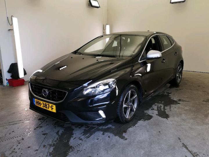 volvo v40 2015 yv1mv7431g2306438